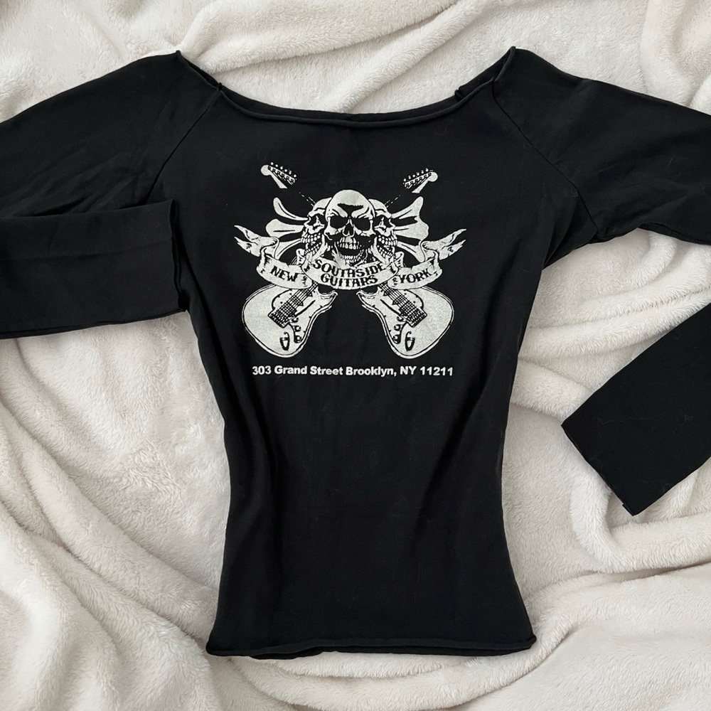 brandy melville black off shoulder long sleeve new york skull southside guitars